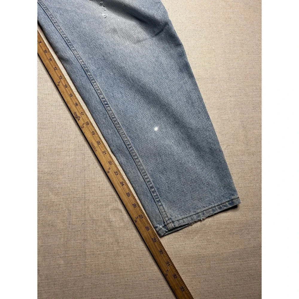 Vintage Levi's 560 Jeans Men's 38x30 Loose Fit Tapered Leg Light Wash USA